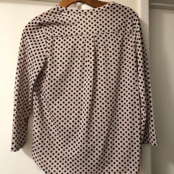 H&M V-Neck Top - Picture 2 of 4